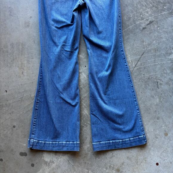 Torrid Bombshell Flare Jeans Women's 14R Blue Premium Stretch Denim Five Pockets - Picture 11 of 12